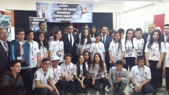 Vali İlhami AKTAŞ, Avanos Mehmet Akif Ersoy Ortaokulu Tübitak 4006 Fuarı´nı Ziyaret Etti.
