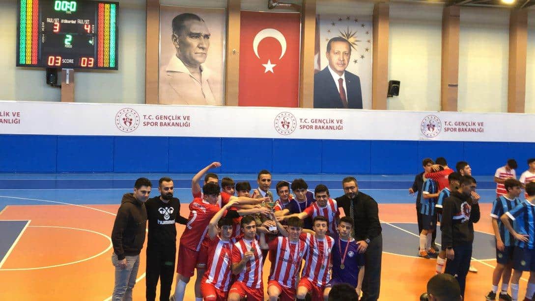 Özkonak Hacı Halil Türkkan Anadolu Lisemiz Nevşehir Şampiyonu